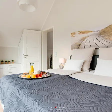 Ostsee - Reetdachhaus Nr 13 