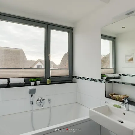 Ostsee - Reetdachhaus Nr 13 