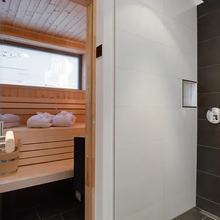 Ostsee - Reetdachhaus Nr 13 